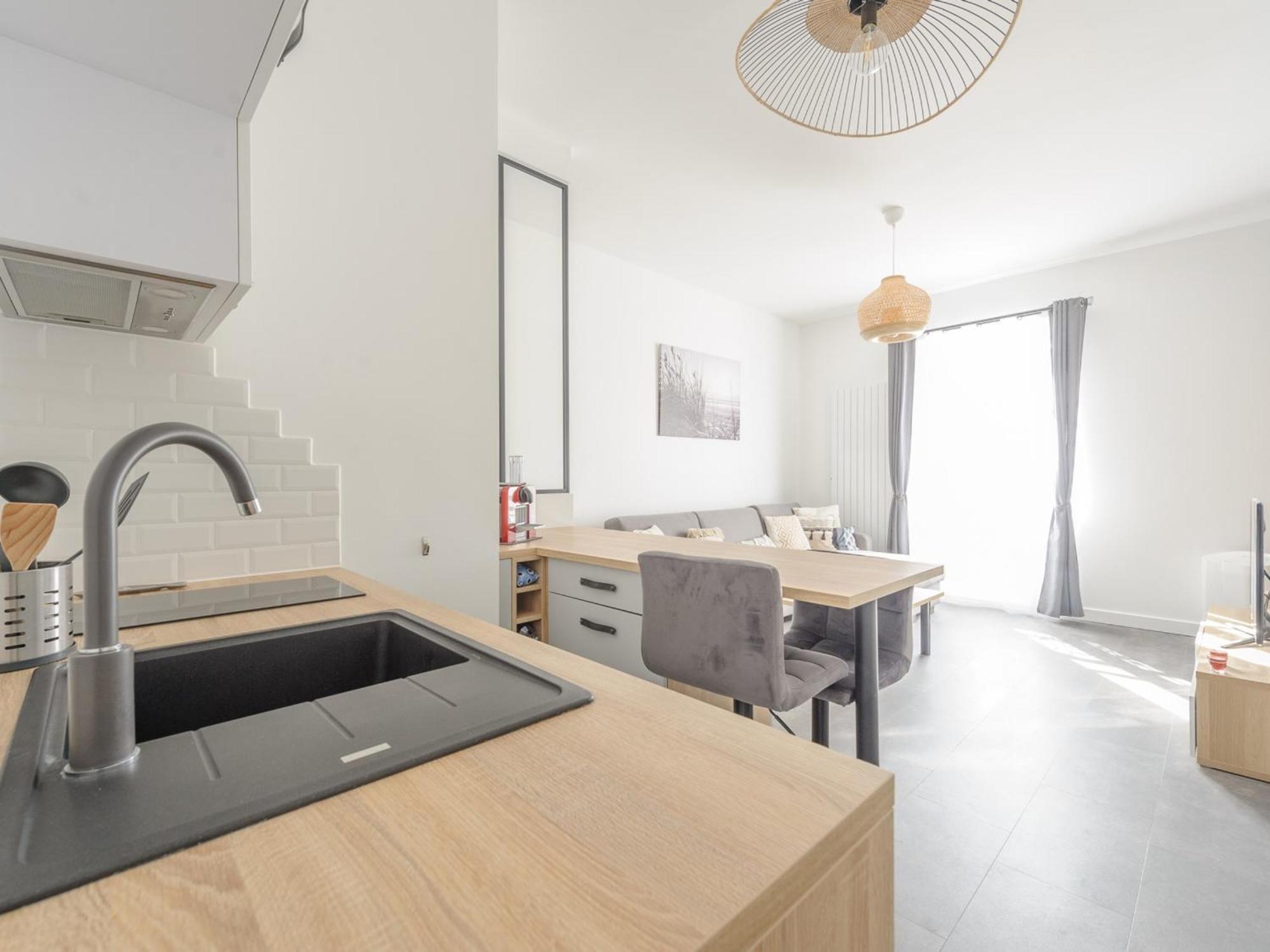 Studio Renove Au Coeur De La Rochelle, Marche A 25M, 2 Personnes, Wifi - Fr-1-535-43 La Rochelle  Dış mekan fotoğraf